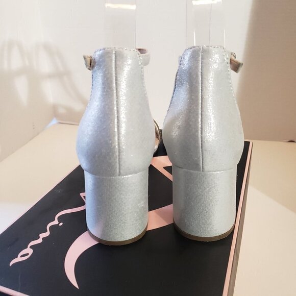 Nina Edria-FY size 6 - Picture 4 of 8